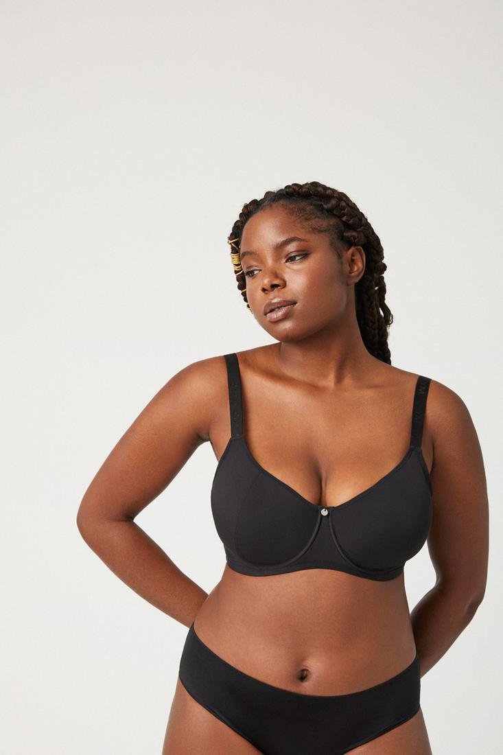 Ysabel Mora. Sujetador Reductor. 10026