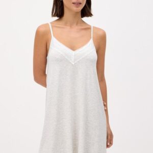 Camisón de Tirantes Finitos Ysabel Mora 10824 - Detalle Lencero Colección Essential